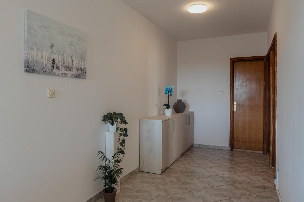 Apartmani Jaman Vrsi Δωμάτιο φωτογραφία