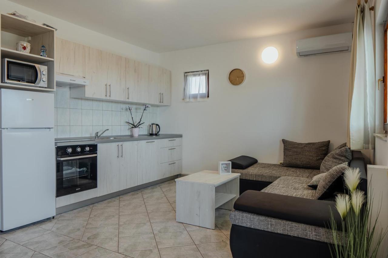 Apartmani Jaman Vrsi Δωμάτιο φωτογραφία
