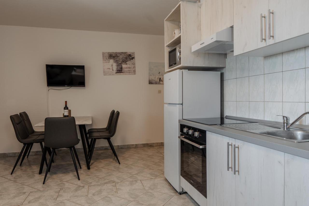 Apartmani Jaman Vrsi Δωμάτιο φωτογραφία