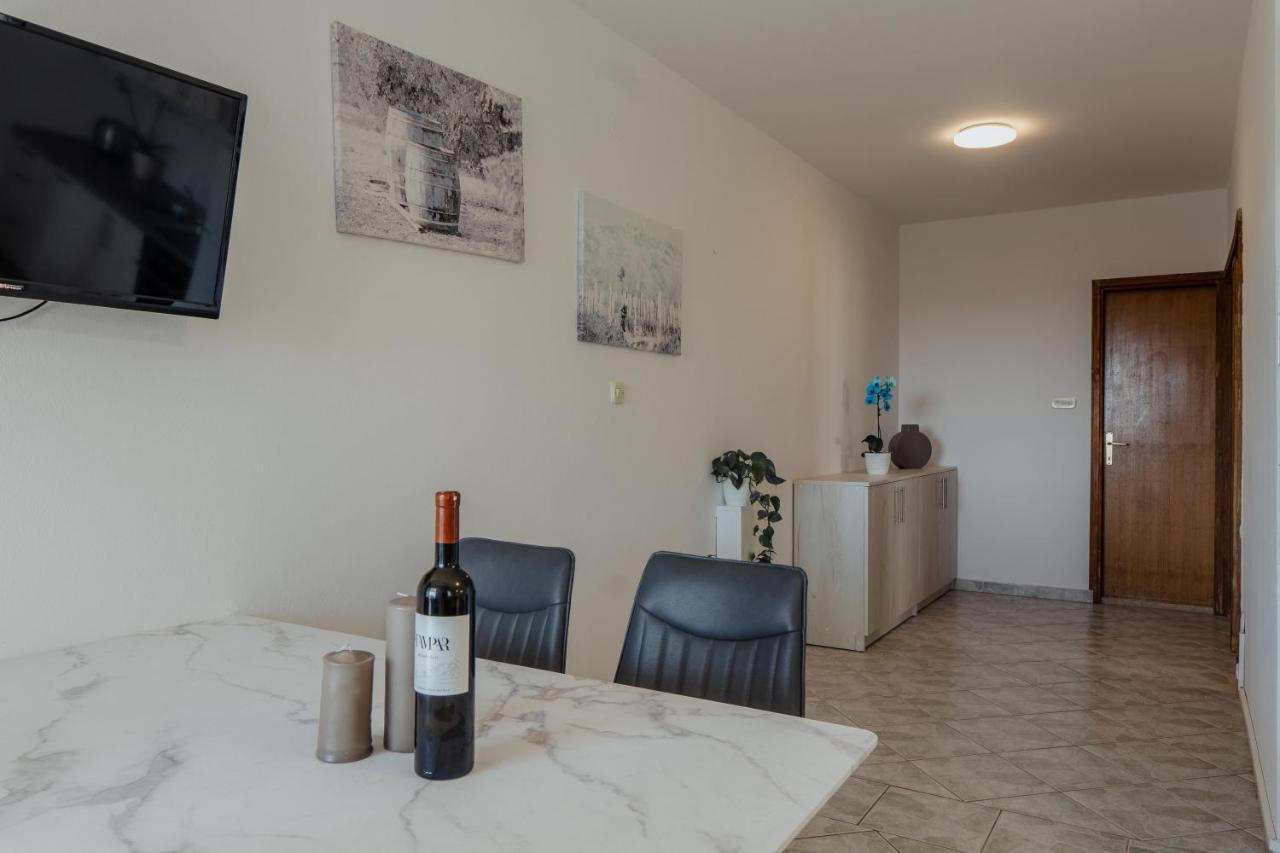 Apartmani Jaman Vrsi Δωμάτιο φωτογραφία